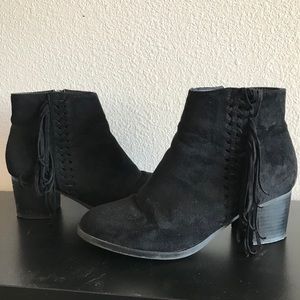 Black fringe booties